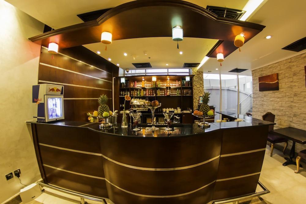 The Royal Riviera Hotel Doha Exterior foto