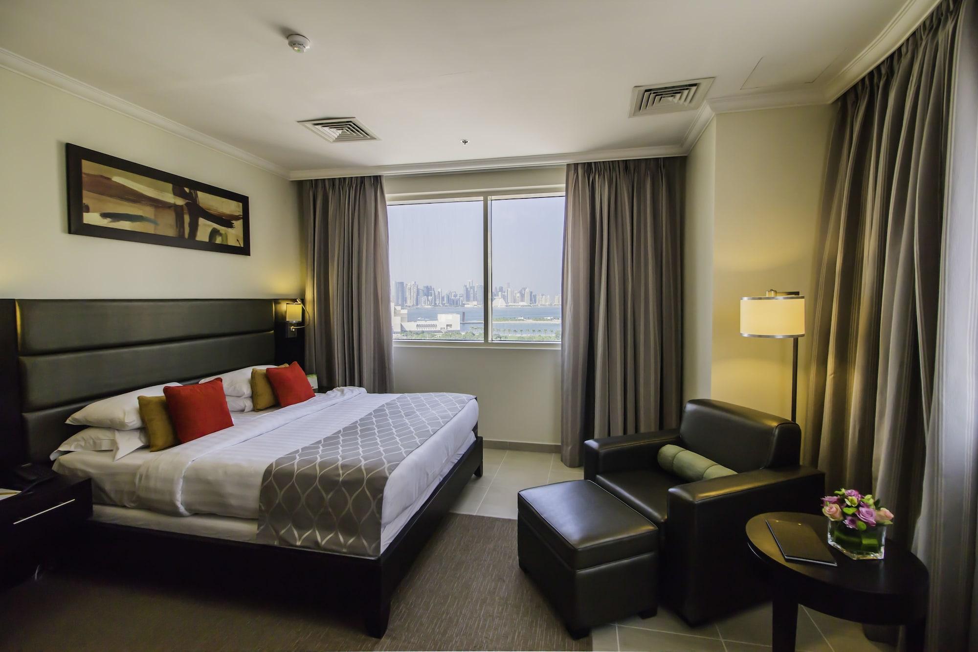 The Royal Riviera Hotel Doha Exterior foto