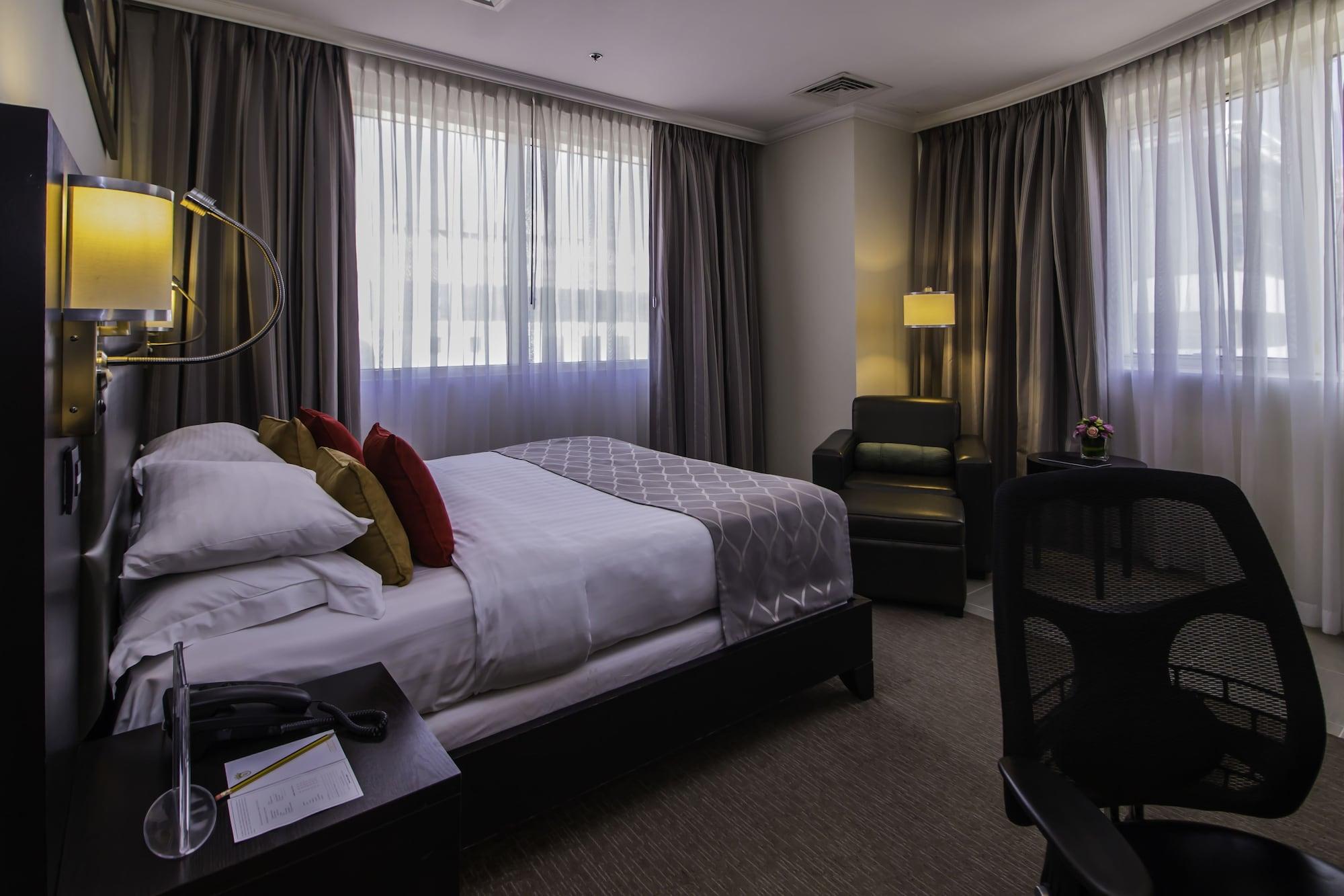 The Royal Riviera Hotel Doha Exterior foto
