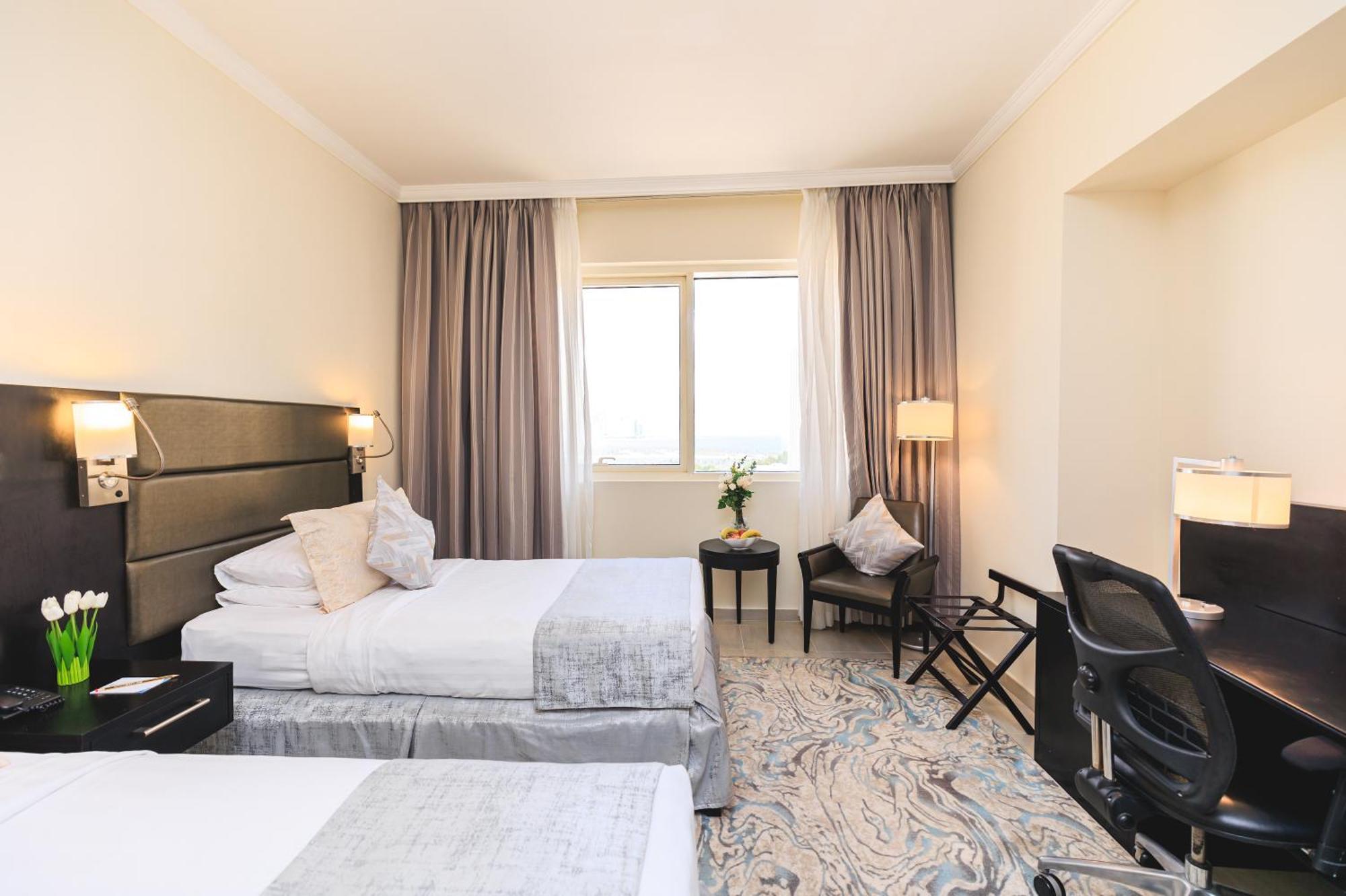The Royal Riviera Hotel Doha Exterior foto